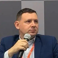 Владислав Суханов, коммерческий директор SteelSun