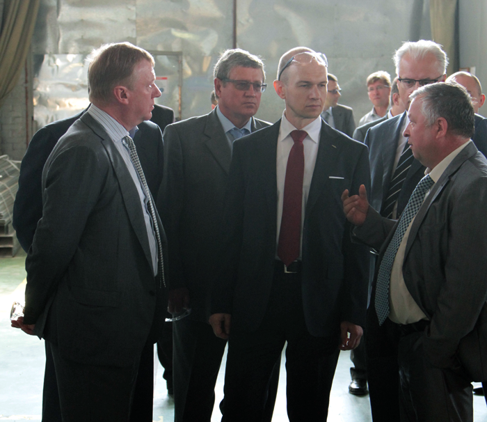 Владислав Путилин и Анатолий Чубайс посетили производственную площадку ЗАО «Плакарт» в Щербинке